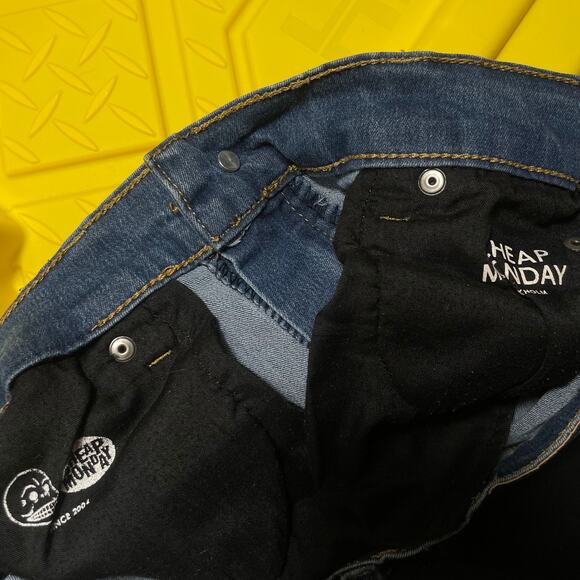 Cheap Monday Blue Denim Jeans Size (28x34) - Picture 7 of 7